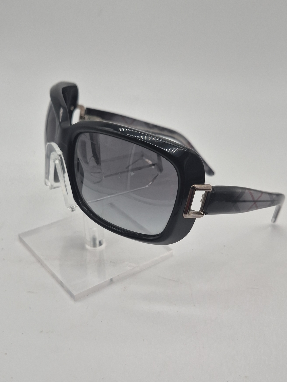 Classic Burberry Sunglasses B4072-3164-11 Plaid